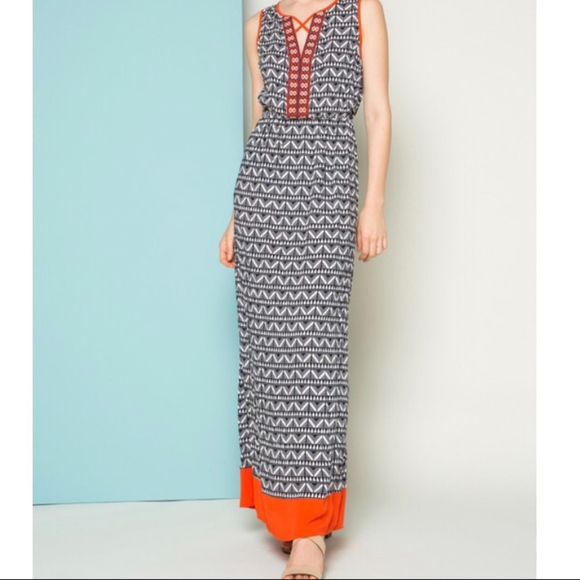 THML Dresses & Skirts - NWT THML Embroidered Printed Sleeveless Maxi Dress